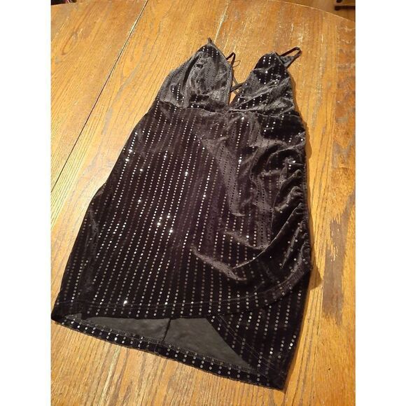 Medium Forever 21 Black Sleeveless Ruched Side Spaghetti Strap Sequin Mini Dress - Picture 1 of 6
